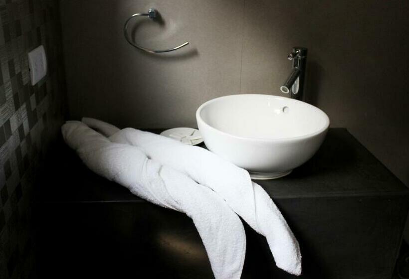 اتاق سوپریور, Banana S Adventure Hostel