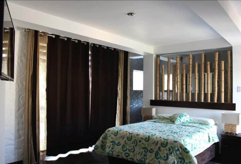 اتاق سوپریور, Banana S Adventure Hostel