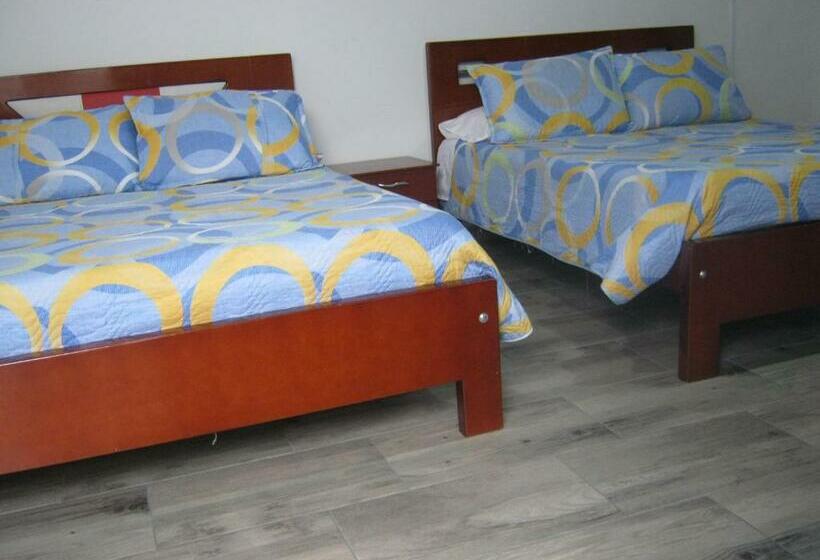 اتاق استاندارد, Angie`s House