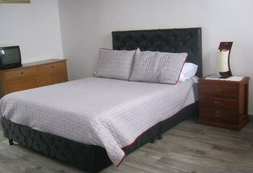 اتاق استاندارد, Angie`s House