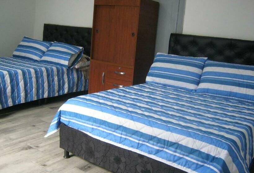 اتاق استاندارد, Angie`s House