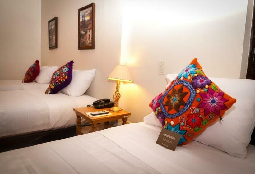 غرفة قياسية ثلاثية, Dm Hoteles Ayacucho