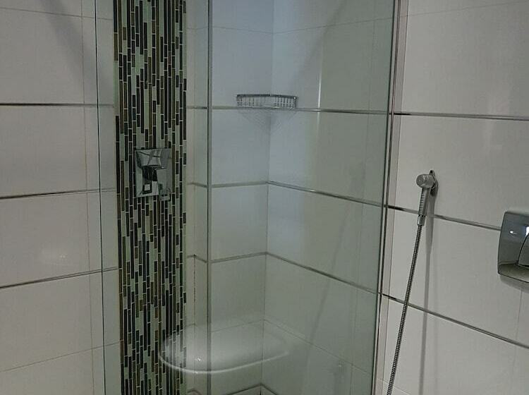 标准间, Atlantis 2