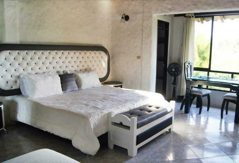 Suite met Kingsize Bed, Campestre Los Nogales