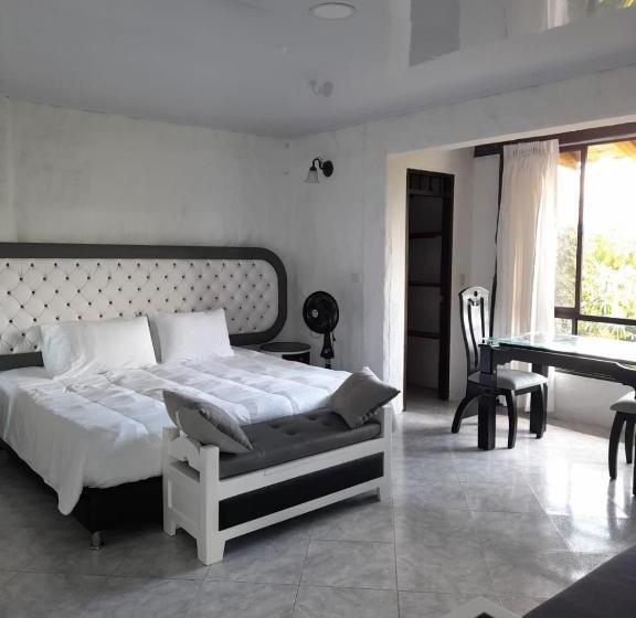 Suite met Kingsize Bed, Campestre Los Nogales