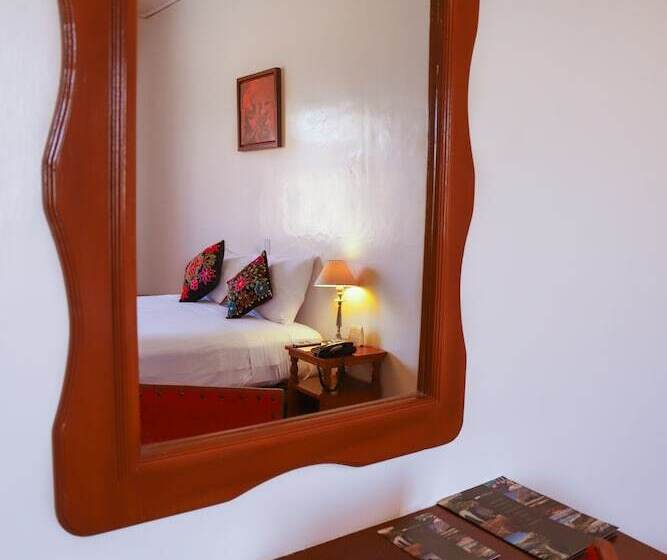 جناح, Dm Hoteles Ayacucho