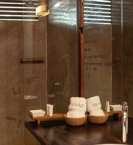 اتاق خانوادگی, Eco Lodge Mancora