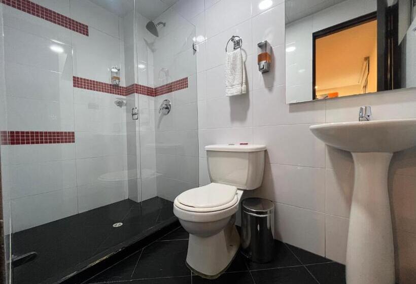 Четырехместный Номер Стандарт, Ferias Park