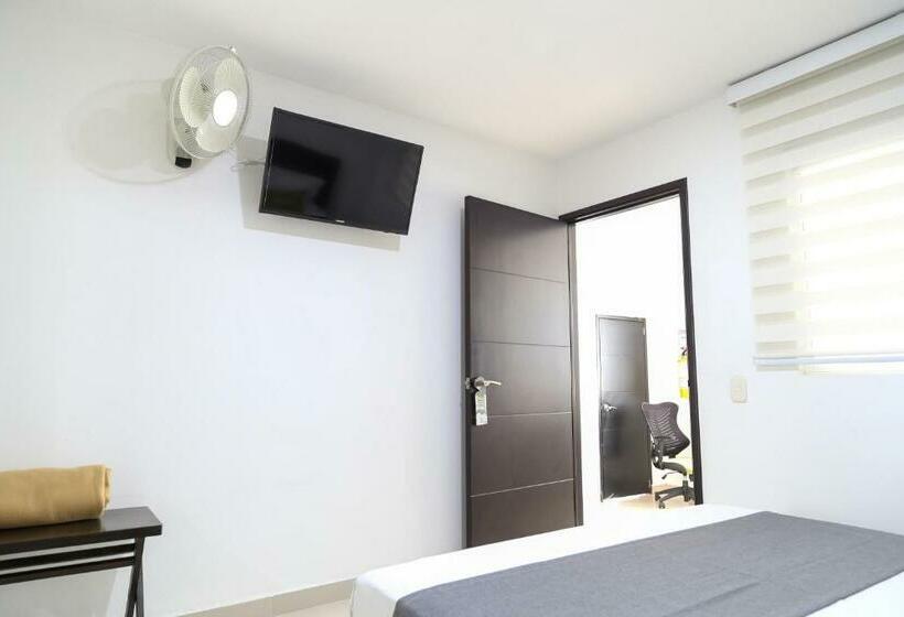 Номер Стандарт, La Pera