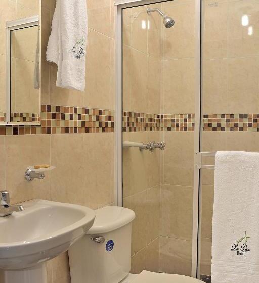 Номер Стандарт, La Pera