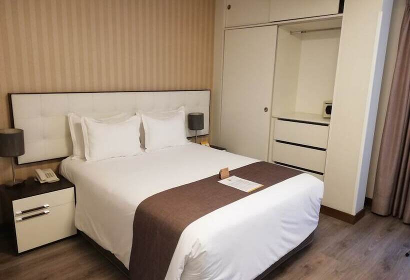 غرفة قياسية, Limaq