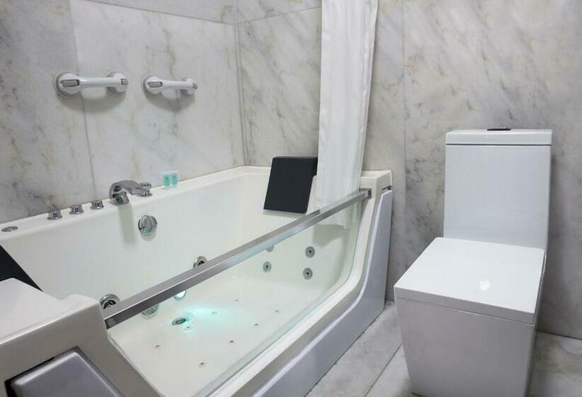 Superior suite with terrace, Luxury Inkari