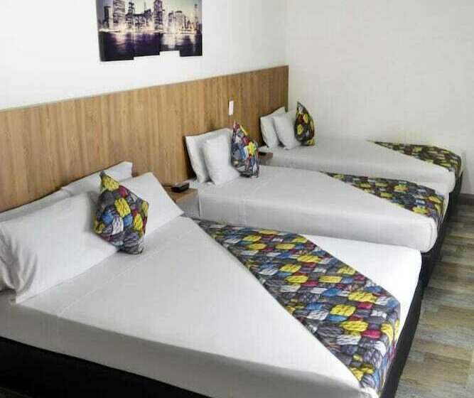 스탠다드 트리플 룸, Palmas Del Estadio