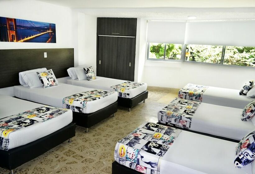 4인용 스탠다드 룸, Palmas Del Estadio