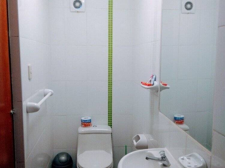 Номер Стандарт, Paris Lima