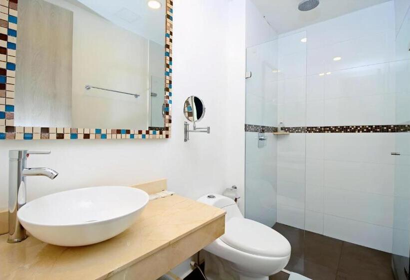 חדר אקונומי, Summer Frente Al Mar