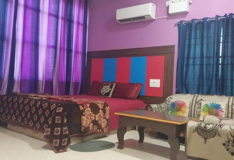 Номер Deluxe Кровать Кинг, Aradhya Regency Near Konark Sun Temple By Morservices