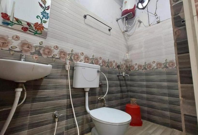 Номер Deluxe Кровать Кинг, Aradhya Regency Near Konark Sun Temple By Morservices