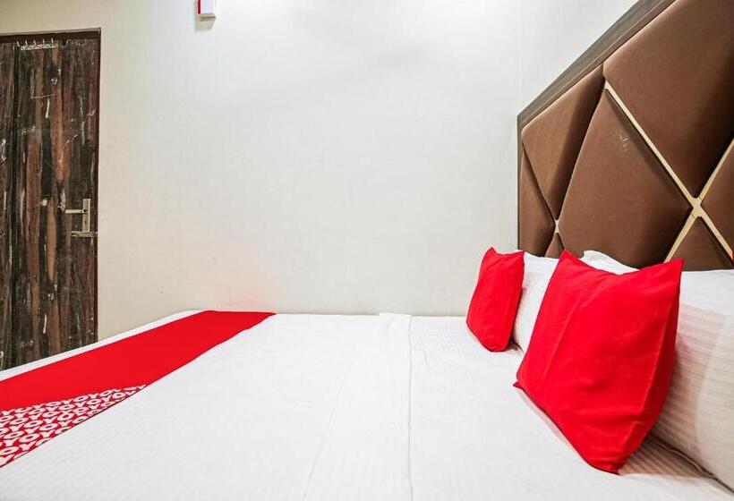 Chambre Basic, O Sunrise