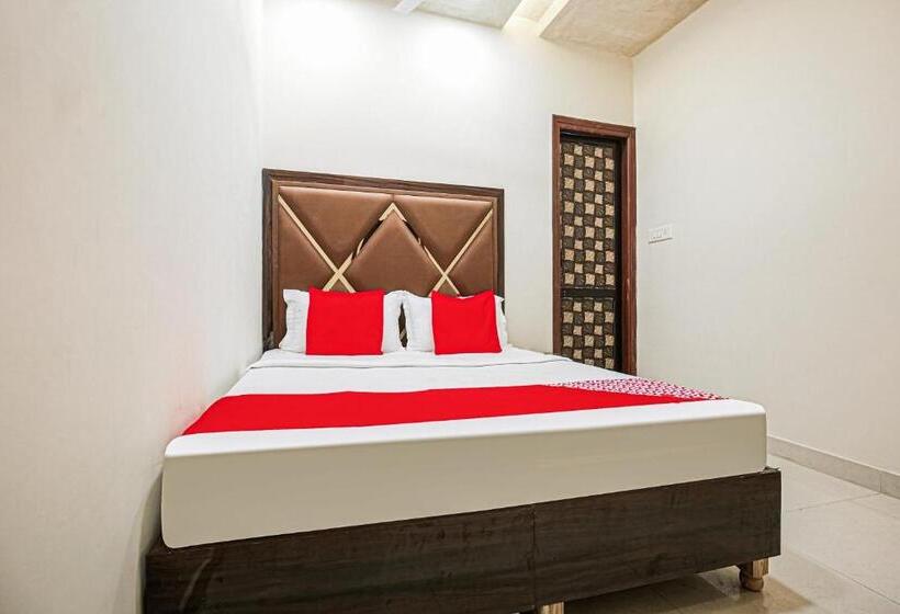 Chambre Basic, O Sunrise