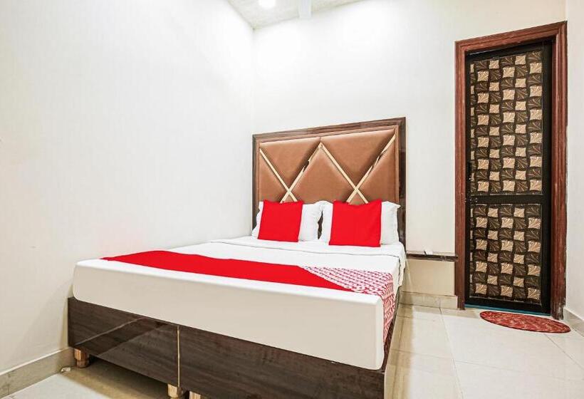 Chambre Basic, O Sunrise