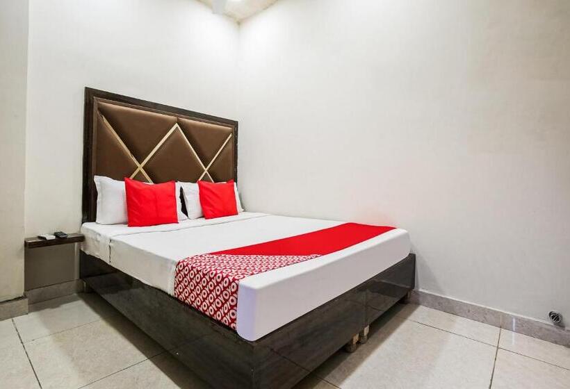 Chambre Triple Classique, O Sunrise