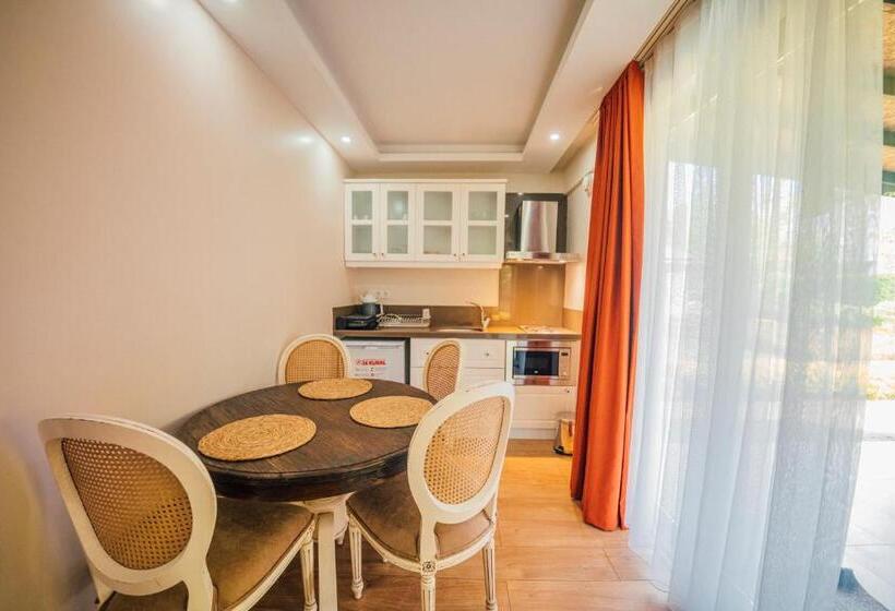 １ベッドルームハウス, Sapanca Cayir Cimen Otel