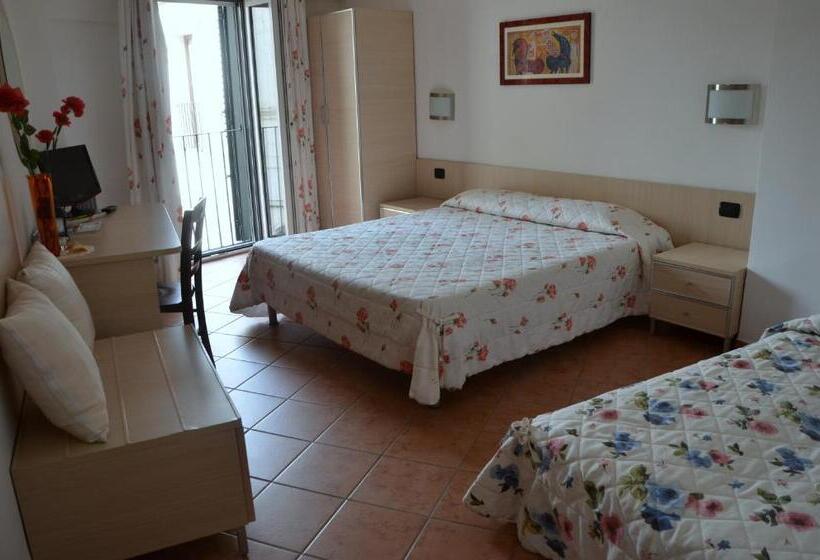 חדר סטנדרט לשלושה, B&b Le Quattro Fontane