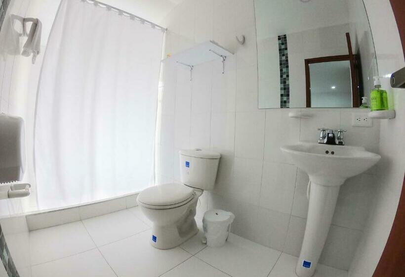 标准间, Estación Sabana