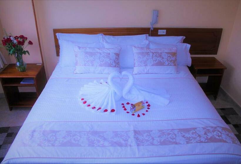 标准间, Estación Sabana