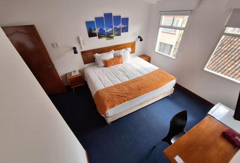 套房, Estación Sabana