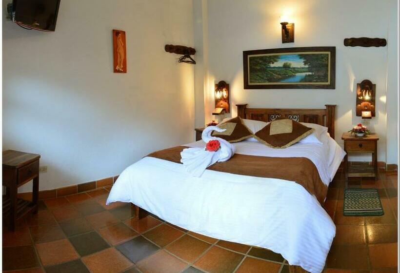 스탠다드 룸, Antonio Nariño