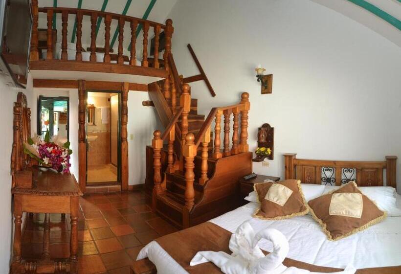 4인용 스탠다드 룸, Antonio Nariño