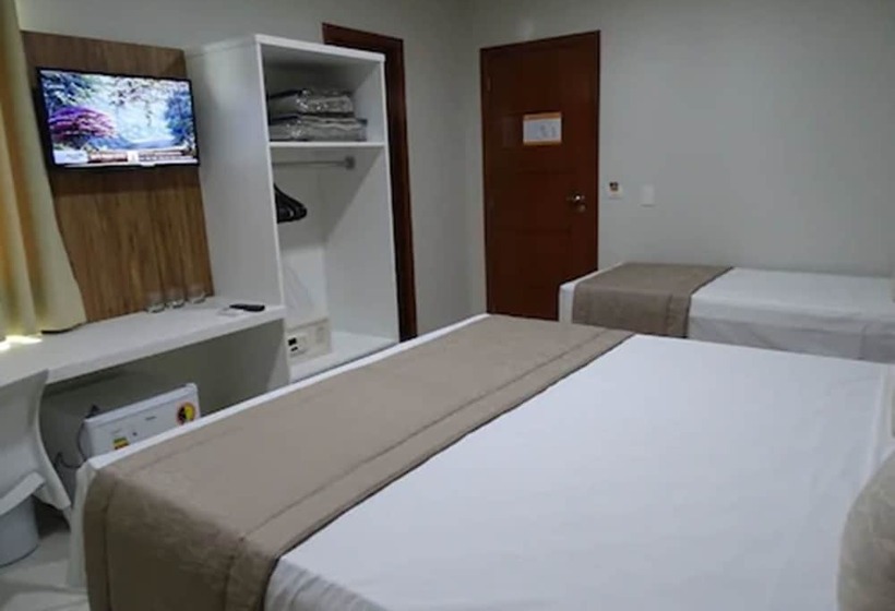 豪华三人间, Bitti