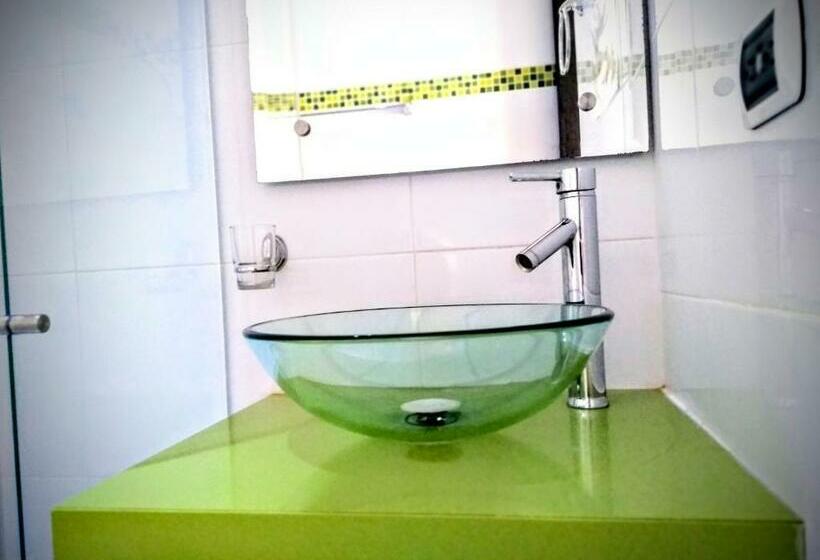 חדר סטנדרט יחיד, Casimena