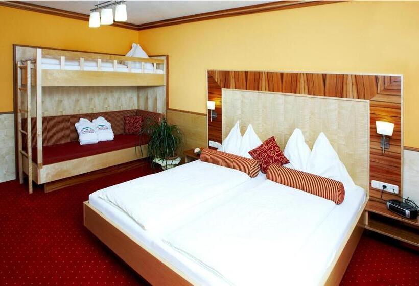 带阳台标准四人间, Garni Thermenglück