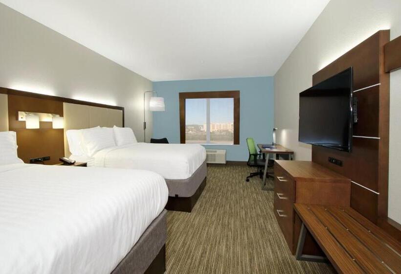 Люкс, Holiday Inn Express & Suites Columbus North By Ihg