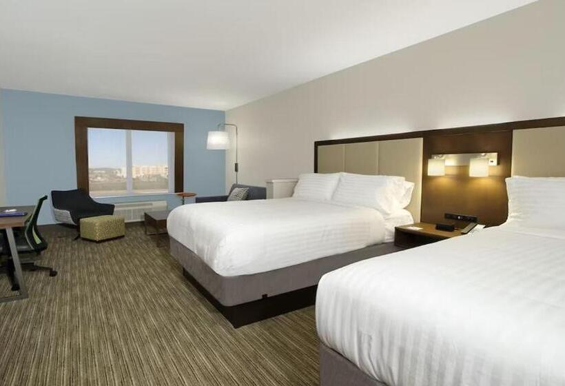스위트, Holiday Inn Express & Suites Columbus North By Ihg