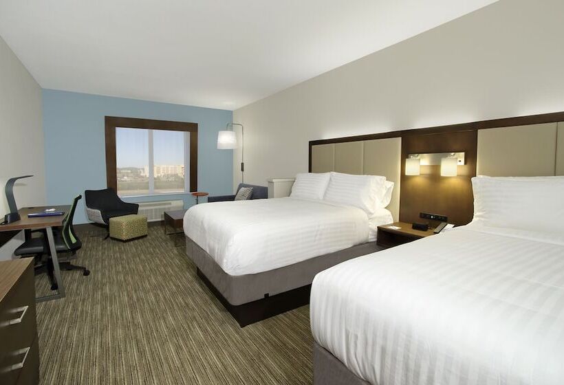 جناح لذوى الاحتياجات الخاصة, Holiday Inn Express & Suites Columbus North By Ihg