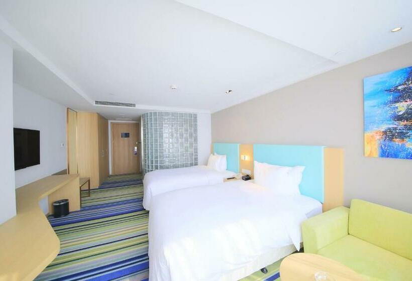 Номер Стандарт, Holiday Inn Express Yingkou Onelong Plaza, An Ihg