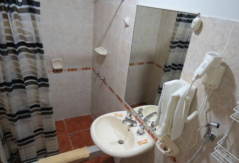 Standard Szoba, Miraflores Inn