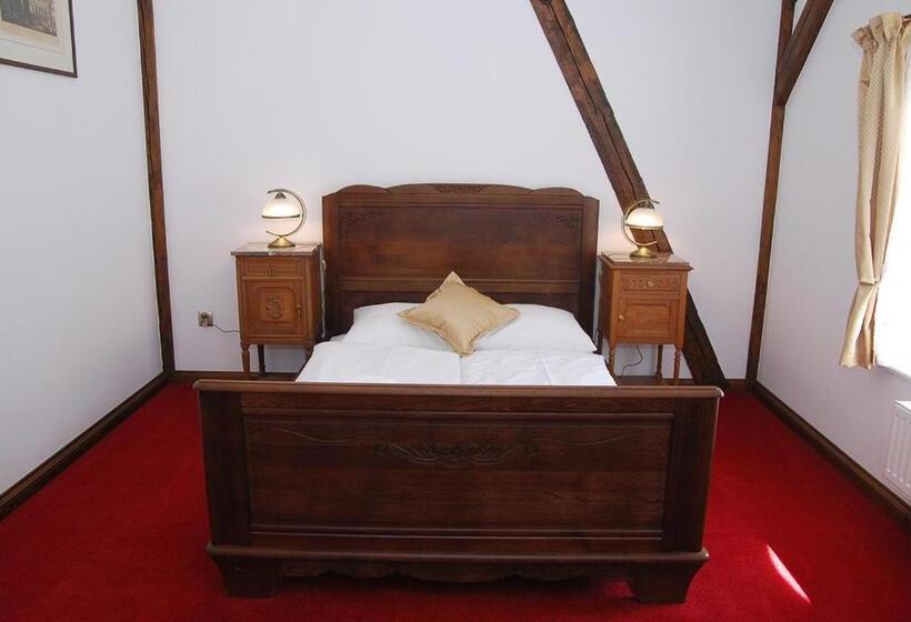 Номер Deluxe с Видом, Pałac Kłanino