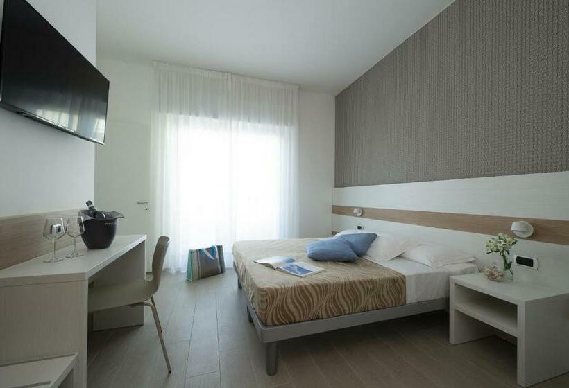 デラックスルーム, Pillon