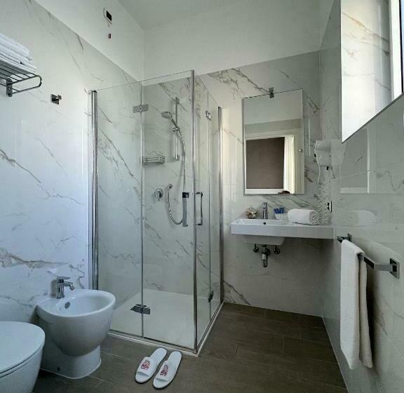 デラックスルーム, Pillon