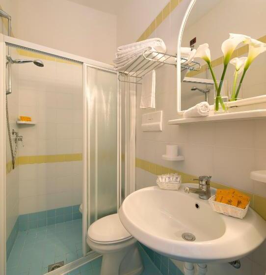 エコノミールーム, Pillon