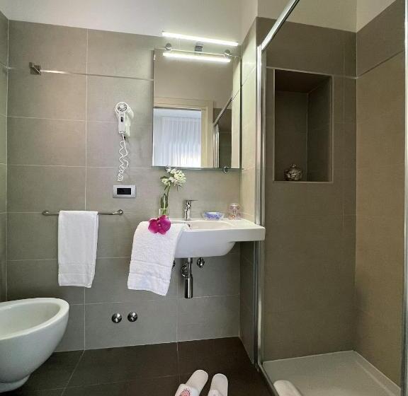 スーペリアールーム, Pillon