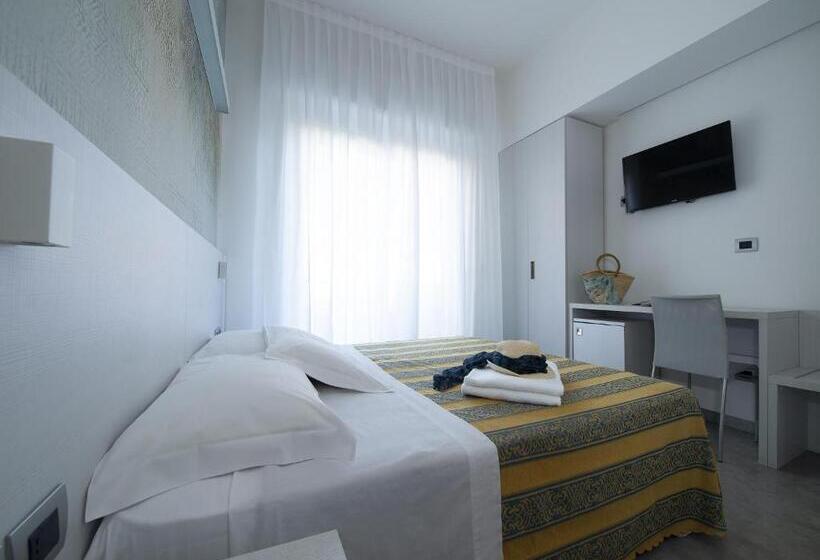 スーペリアールーム, Pillon