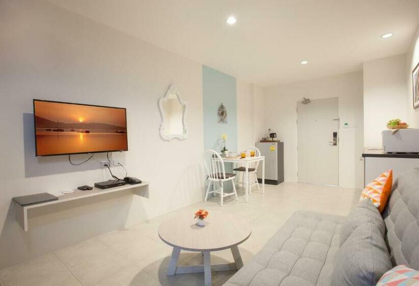 디럭스 스위트, Recenta Suite Phuket Suanluang