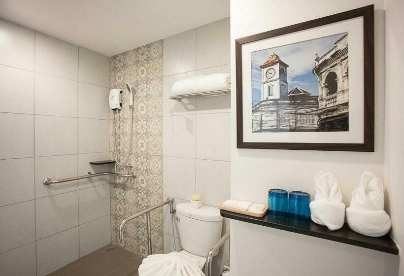 디럭스 스위트, Recenta Suite Phuket Suanluang