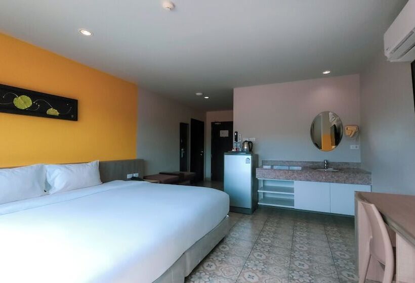 수피리어 룸, Recenta Suite Phuket Suanluang